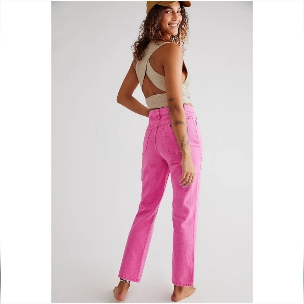 Rollas High Rise Straight Jeans - Layla Magenta - Picture 2 of 8
